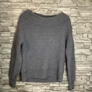 INTERMIX Over shoulder knit gray sweater XS (P) (C014)